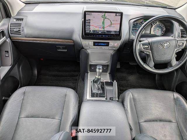 Toyota LAND CRUISER PRADO 2018-01 8315056-2