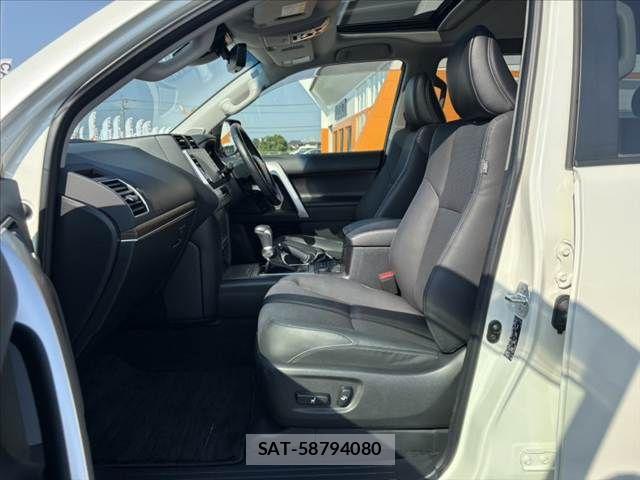 Toyota LAND CRUISER PRADO 2023-10 8336450-16
