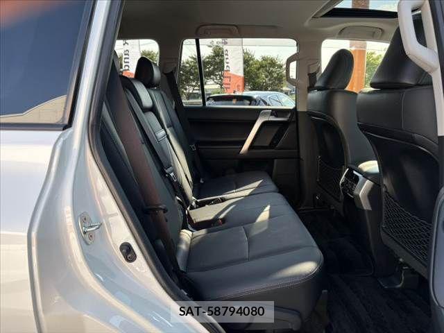 Toyota LAND CRUISER PRADO 2023-10 8336450-17