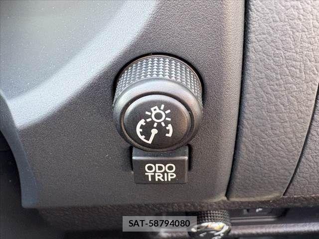 Toyota LAND CRUISER PRADO 2023-10 8336450-28