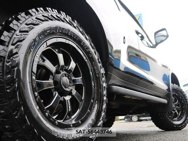 Toyota LAND CRUISER PRADO 2015-01 8336468-15