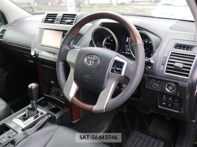 Toyota LAND CRUISER PRADO 2015-01 8336468-4