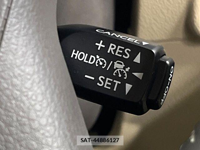 Toyota LAND CRUISER PRADO 2023-01 8336440-6