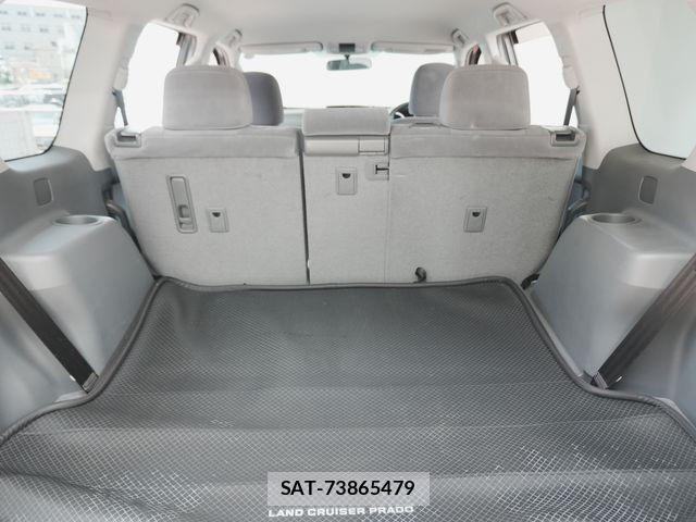 Toyota LAND CRUISER PRADO 2010-11 8336475-10