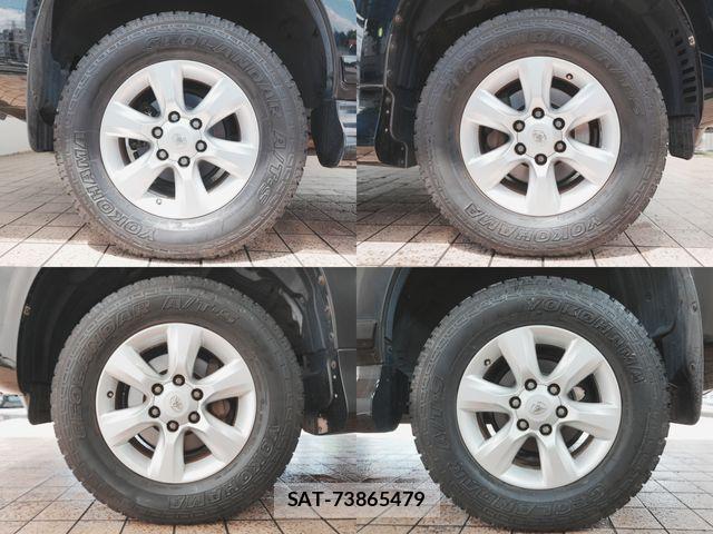 Toyota LAND CRUISER PRADO 2010-11 8336475-5
