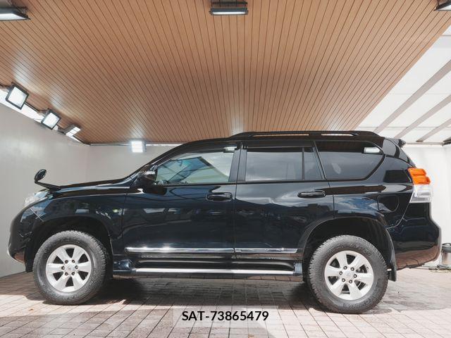 Toyota LAND CRUISER PRADO 2010-11 8336475-7