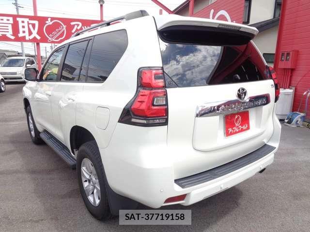 Toyota LAND CRUISER PRADO 2022-12 8336460-1