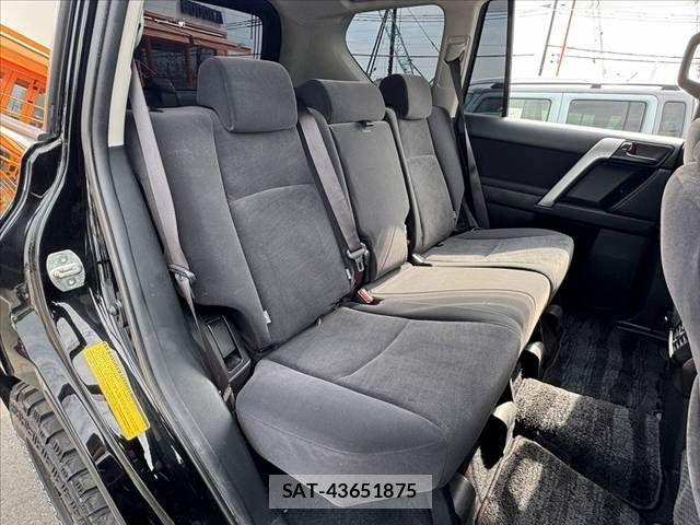 Toyota LAND CRUISER PRADO 2015-11 8336472-19