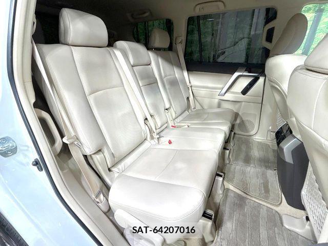 Toyota LAND CRUISER PRADO 2022-03 8336455-9