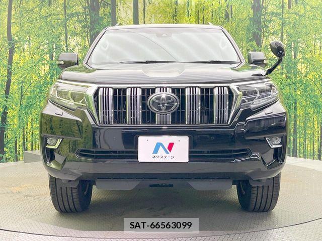 Toyota LAND CRUISER PRADO 2022-03 8336467-13