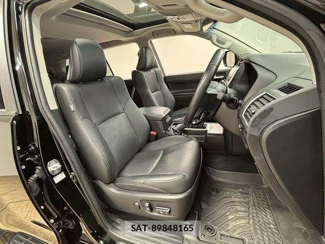 Toyota LAND CRUISER PRADO 2023-10 8336451-9
