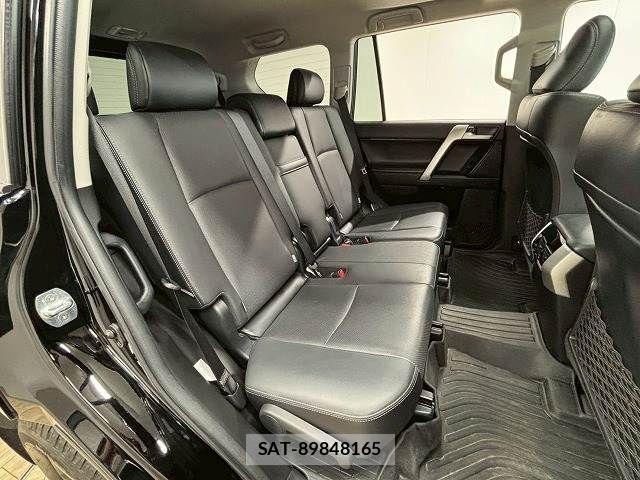 Toyota LAND CRUISER PRADO 2023-10 8336451-10