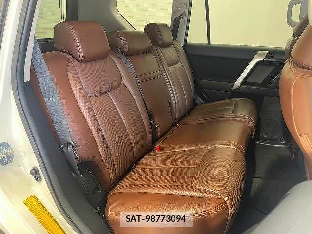 Toyota LAND CRUISER PRADO 2021-12 8336465-11
