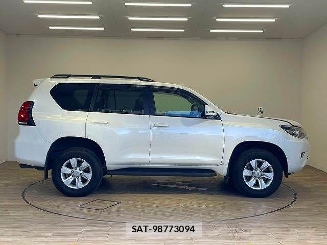 Toyota LAND CRUISER PRADO 2021-12 8336465-16