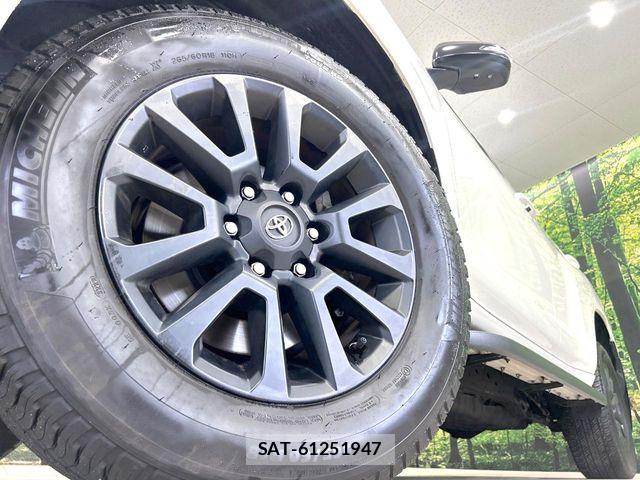 Toyota LAND CRUISER PRADO 2023-01 8336448-14
