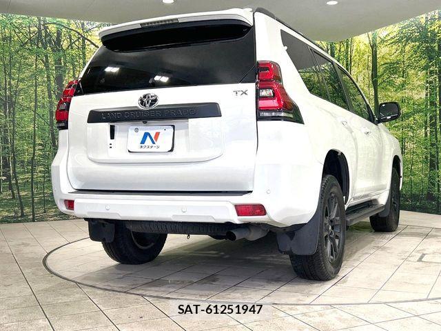 Toyota LAND CRUISER PRADO 2023-01 8336448-18