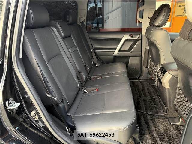 Toyota LAND CRUISER PRADO 2020-06 8336463-25