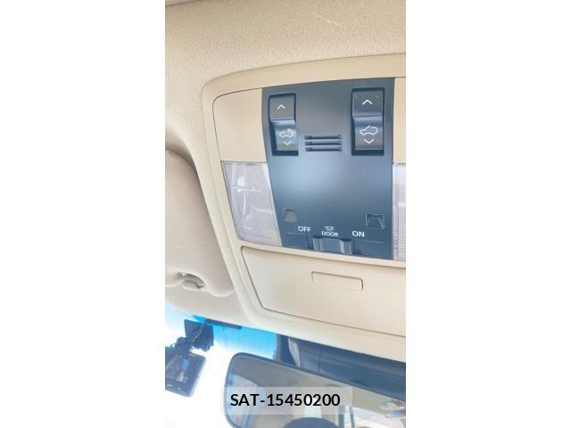 Toyota LAND CRUISER PRADO 2023-02 8336461-17