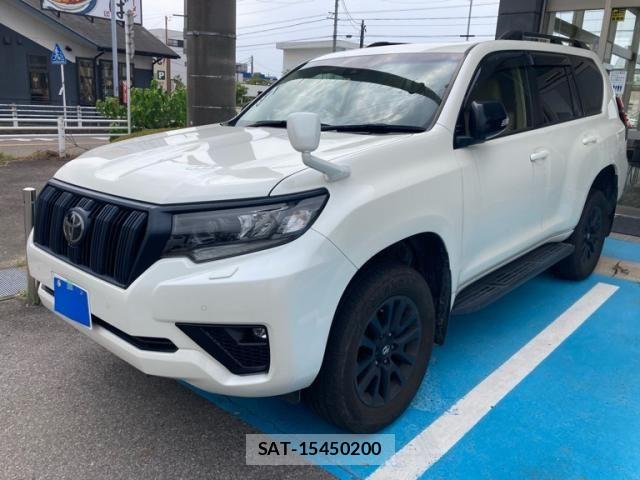 Toyota LAND CRUISER PRADO 2023-02 8336461-1