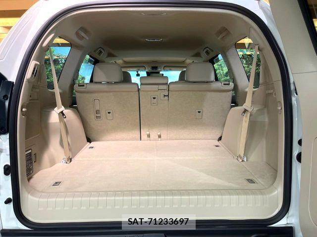 Toyota LAND CRUISER PRADO 2023-07 8336437-12