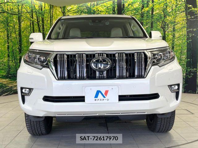 Toyota LAND CRUISER PRADO 2023-04 8336452-13
