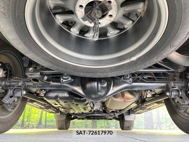 Toyota LAND CRUISER PRADO 2023-04 8336452-18