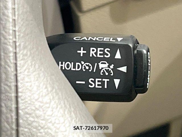 Toyota LAND CRUISER PRADO 2023-04 8336452-6