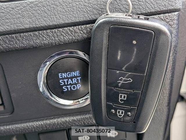Toyota LAND CRUISER PRADO 2023-02 8336464-9