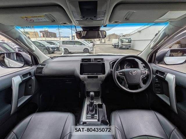 Toyota LAND CRUISER PRADO 2023-02 8336464-1