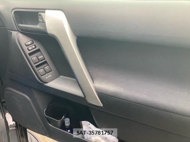 Toyota LAND CRUISER PRADO 2018-12 8335021-14