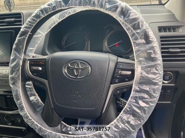 Toyota LAND CRUISER PRADO 2018-12 8335021-16