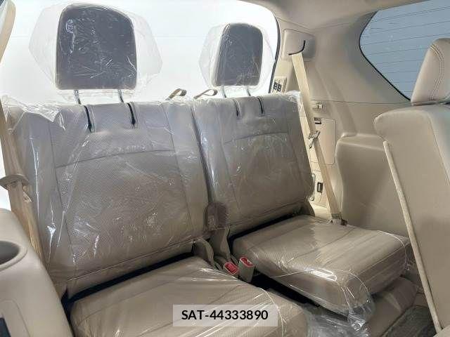 Toyota LAND CRUISER PRADO 2023-02 8335020-11