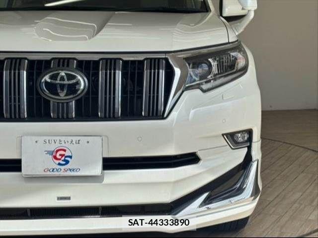Toyota LAND CRUISER PRADO 2023-02 8335020-17