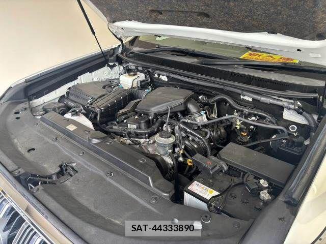 Toyota LAND CRUISER PRADO 2023-02 8335020-19