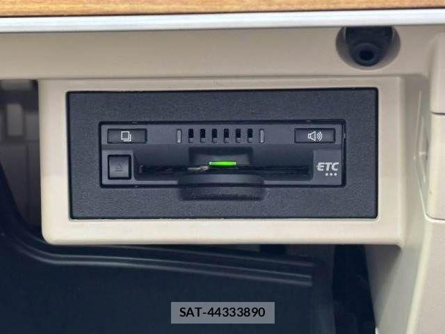 Toyota LAND CRUISER PRADO 2023-02 8335020-7