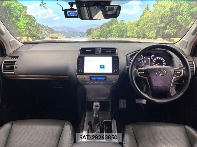 Toyota LAND CRUISER PRADO 2022-02 8336443-1