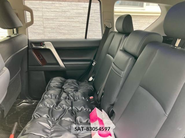 Toyota LAND CRUISER PRADO 2016-08 8354801-9