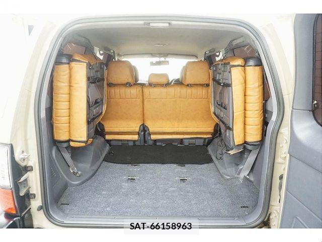 Toyota LAND CRUISER PRADO 2000-01 8354796-9