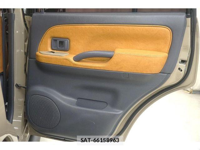 Toyota LAND CRUISER PRADO 2000-01 8354796-13