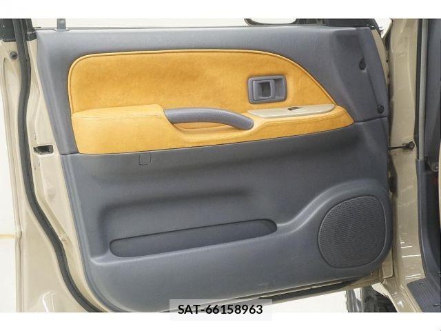 Toyota LAND CRUISER PRADO 2000-01 8354796-14