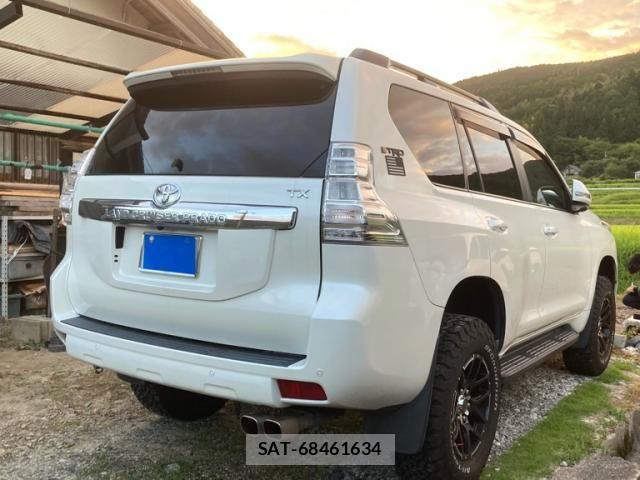 Toyota LAND CRUISER PRADO 2014-09 8354799-2