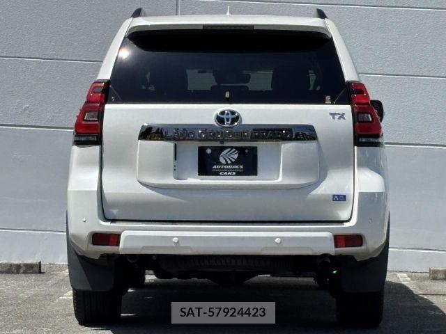 Toyota LAND CRUISER PRADO 2022-01 8354803-22