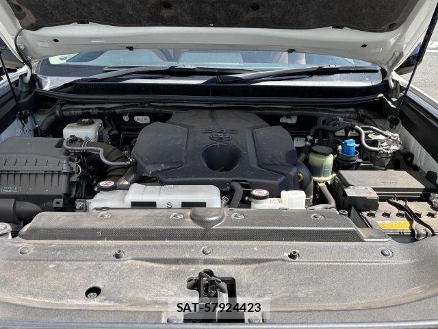 Toyota LAND CRUISER PRADO 2022-01 8354803-27