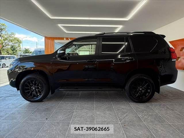 Toyota LAND CRUISER PRADO 2023-10 8354791-10