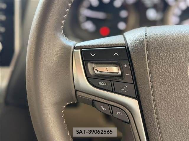 Toyota LAND CRUISER PRADO 2023-10 8354791-29