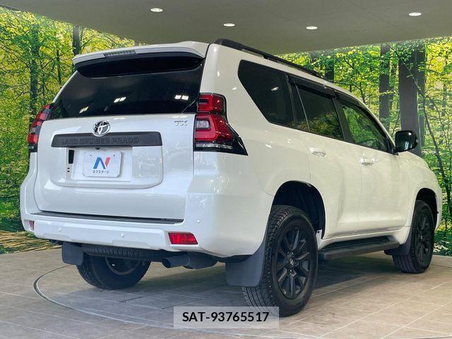 Toyota LAND CRUISER PRADO 2023-07 8354790-17