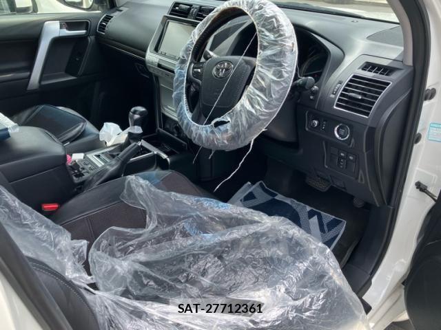 Toyota LAND CRUISER PRADO 2019-09 8354795-13