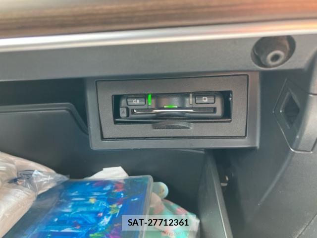 Toyota LAND CRUISER PRADO 2019-09 8354795-25