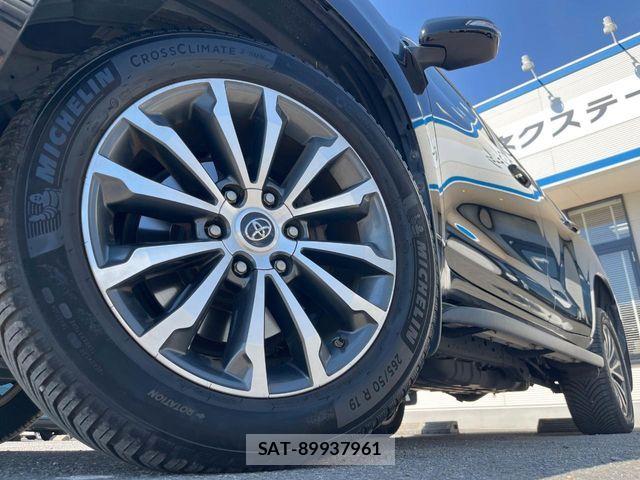 Toyota LAND CRUISER PRADO 2018-02 8354793-17