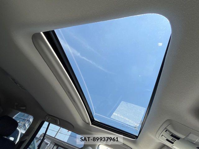 Toyota LAND CRUISER PRADO 2018-02 8354793-2